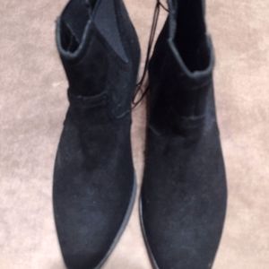 AZ Jean Company Black Ankle Boots